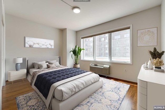 3111 City Pl, Edgewater, NJ 07020