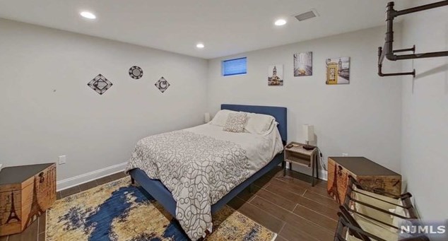129 Palisade Ave, Emerson NJ  07630-1844 exterior
