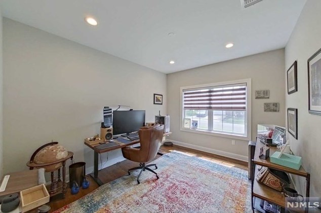 129 Palisade Ave, Emerson NJ  07630-1844 exterior