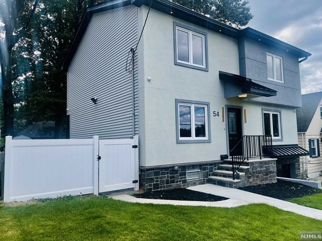 54 Passaic Ave, Hasbrouck Heights, NJ 07604
