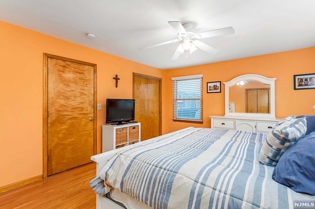 613 2 Ave, Lyndhurst NJ 07071-1219 exterior