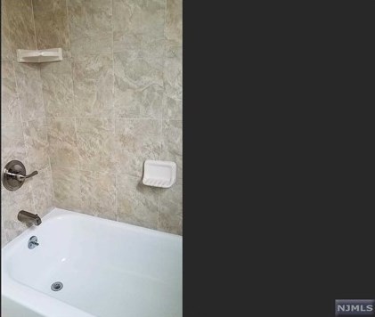 613 2 Ave, Lyndhurst NJ 07071-1219 exterior