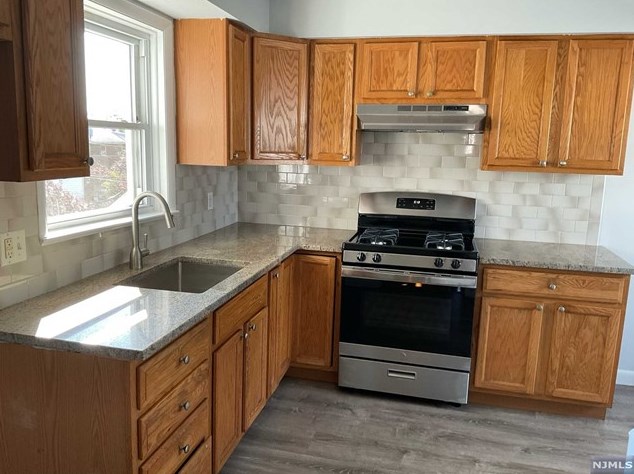 613 2 Ave, Lyndhurst NJ 07071-1219 exterior