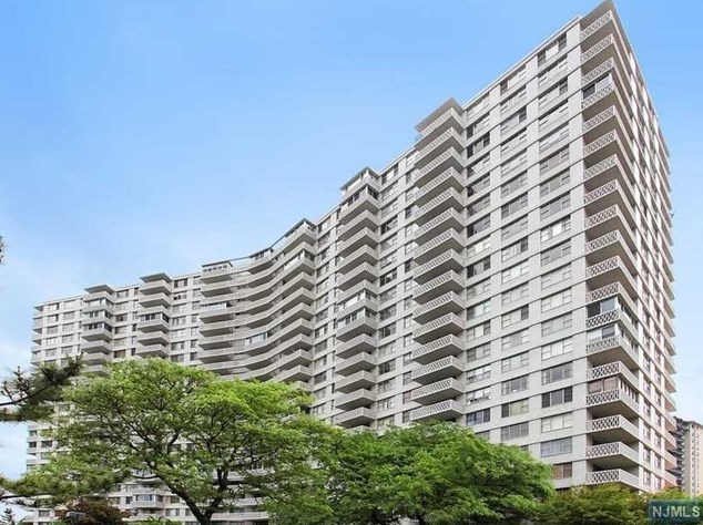 2100 Linwood Ave #20t, West Fort Lee, NJ 07024