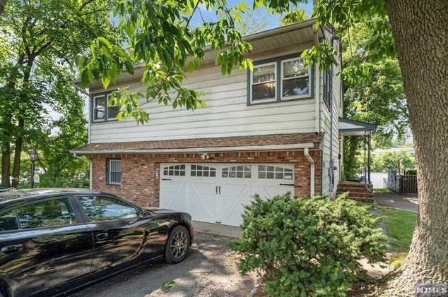 510 Riverside Ave, Rutherford, NJ 07070