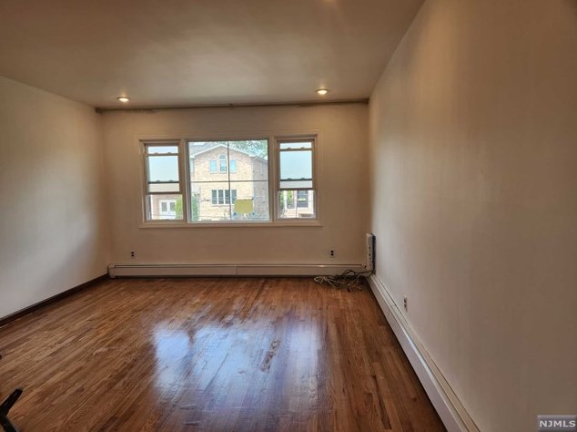 108 E Harwood Terrace #2nd Fl., Palisades Park, NJ 07650