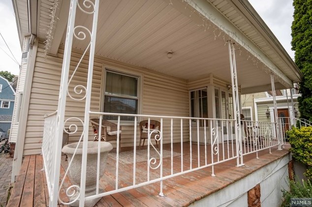 248-250 Montclair Ave #1st Floor, Newark, NJ 07104