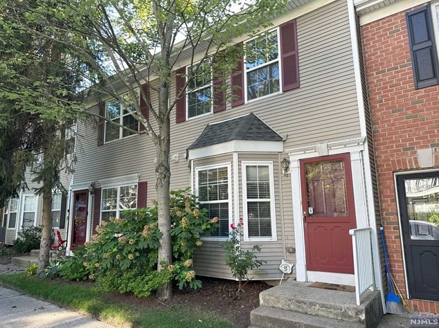 2144 Jordan Ct, Mahwah, NJ 07430