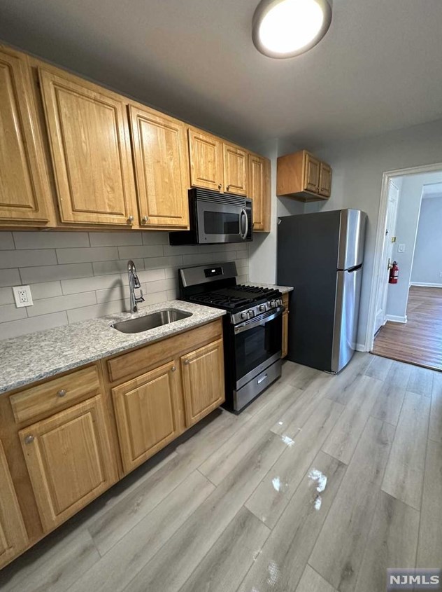 140 W Englewood Ave #3-a, Teaneck, NJ 07666