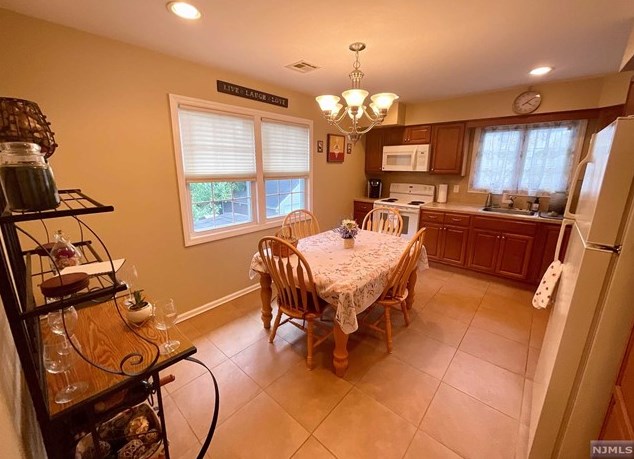 288 Kipp Ave #2, Elmwood Park, NJ 07407