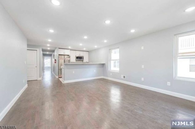 88-90 Milford Ave, Newark, NJ 07108