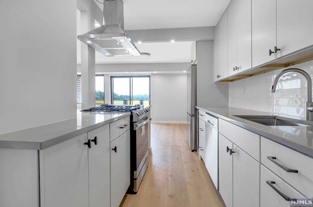 150 Overlook Ave #3c, Hackensack, NJ 07601