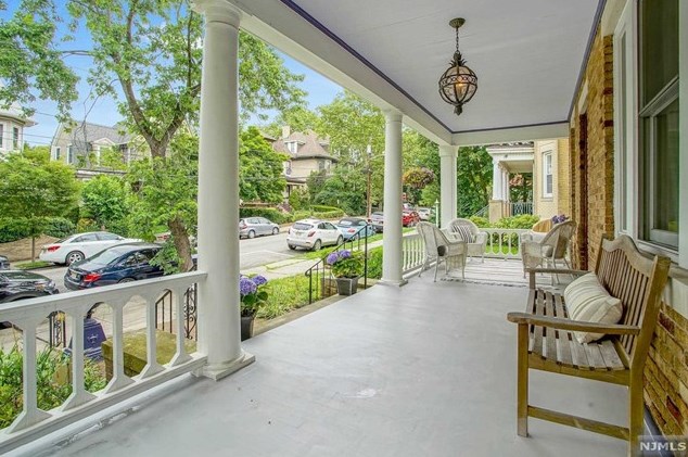 61 Clifton Terrace, Union City, NJ 07086