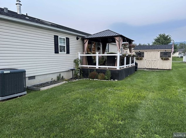 3 Cypress Ln, Belvidere, NJ 07823