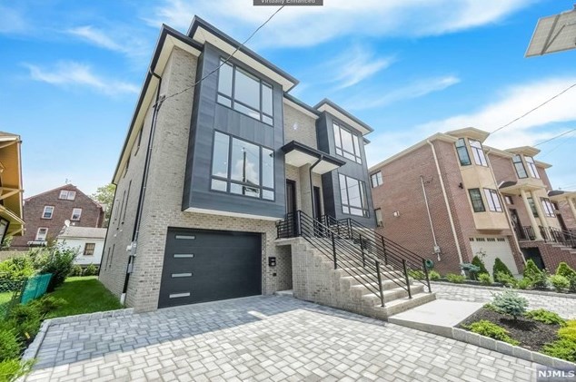 792 West End Ave, Cliffside Park, NJ 07010