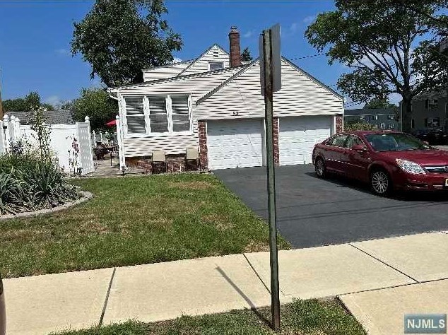 53 Donor Ave, Elmwood Park, NJ 07407