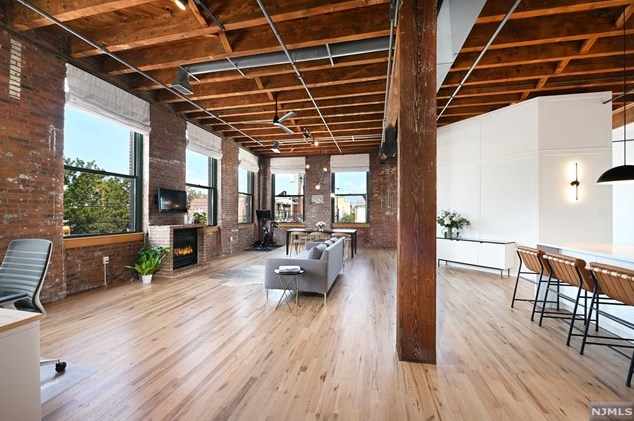 126 Webster Ave #2a, Jersey City, NJ