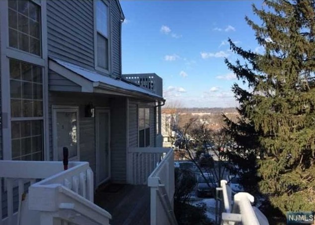5 Pheasant Run, Englewood, NJ 07631