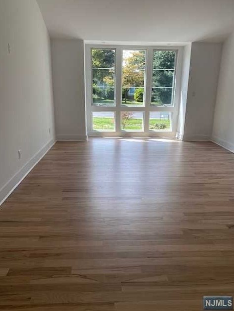 69 Kinderkamack Rd, Park Ridge NJ  07656-2114 exterior