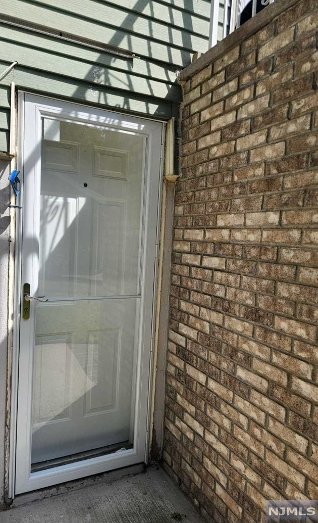 67 Jay St, Hackensack NJ  07601-6505 exterior