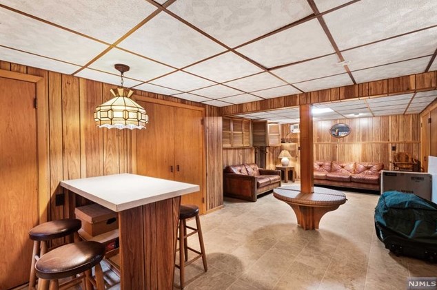 379 Washington Ave, Rutherford NJ  07070-1041 exterior