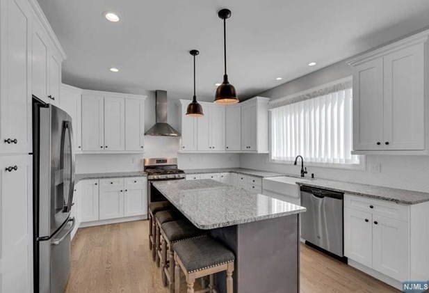 1161 Ridgefield Dr, Point Pleasant Beach, NJ 08742