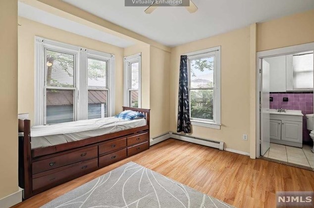 25 Franklin Pl, Rutherford NJ 07070-1707 exterior