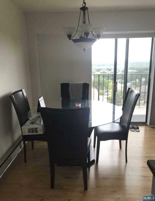 233 12th St #5e, Palisades Park, NJ
