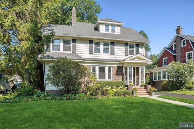 43 Fielding Ct, South Orange, NJ 07079