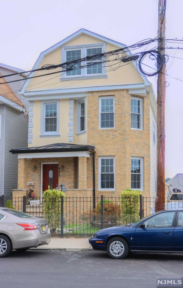 388 Lincoln Ave #2, Newark, NJ 07104