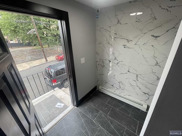 26 Murray St #1, Newark, NJ 07114