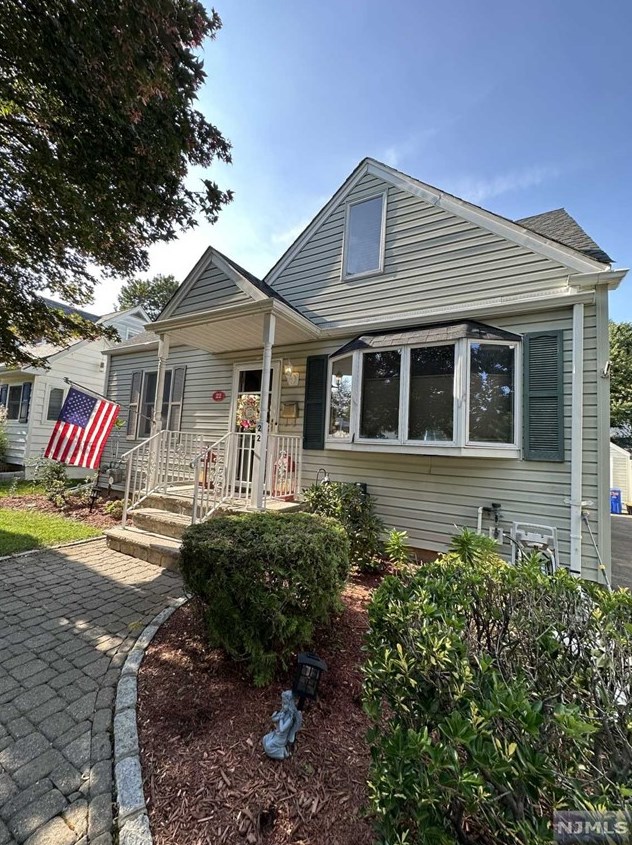 22 State St, Mahwah, NJ 07430