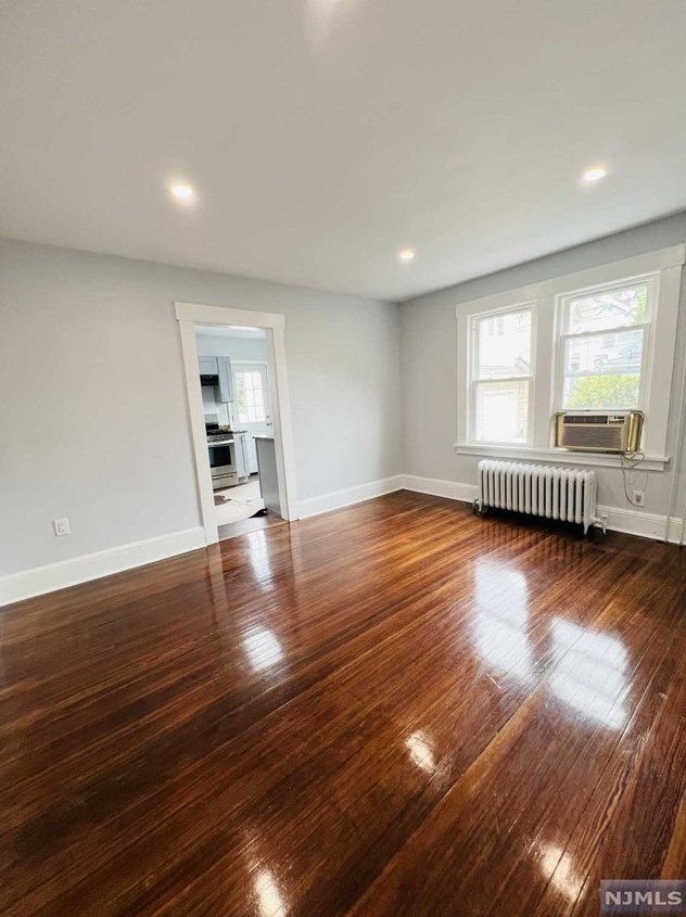 13 N Farview Ave #3a, Paramus, NJ 07652