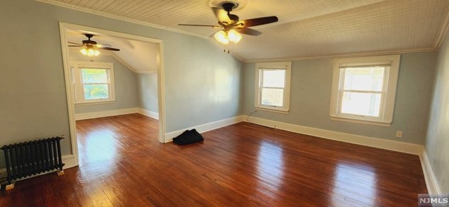 110 Rutherford Pl, Kearny, NJ 07032