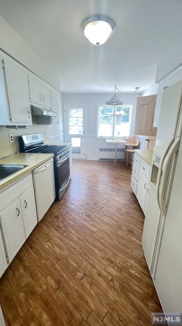 228 Washington Ave, Rutherford NJ  07070-1144 exterior