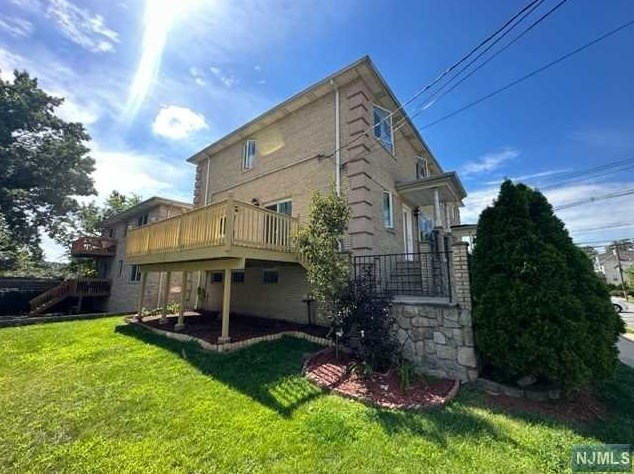 38 Delia Blvd #a, Palisades Park, NJ 07650
