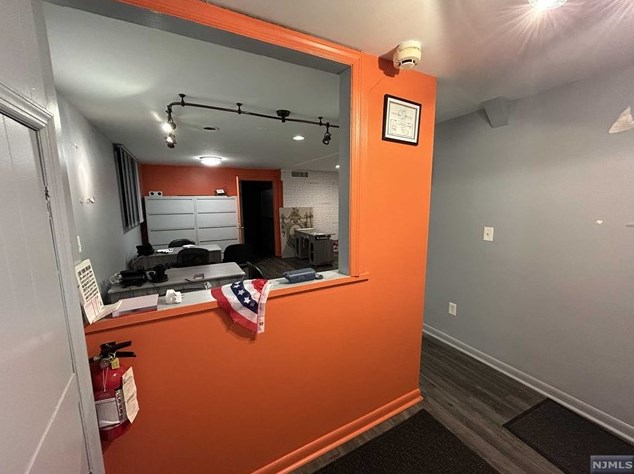 414 Hackensack St, Carlstadt, NJ 07072
