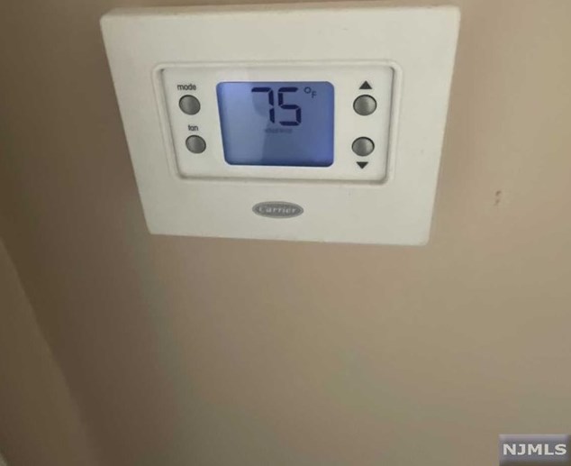 140 Broadway, Pennsville NJ 08070-1418 exterior