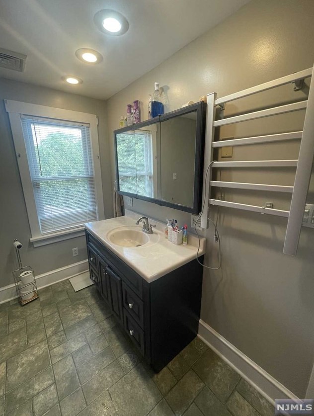 140 Broadway, Pennsville NJ 08070-1418 exterior