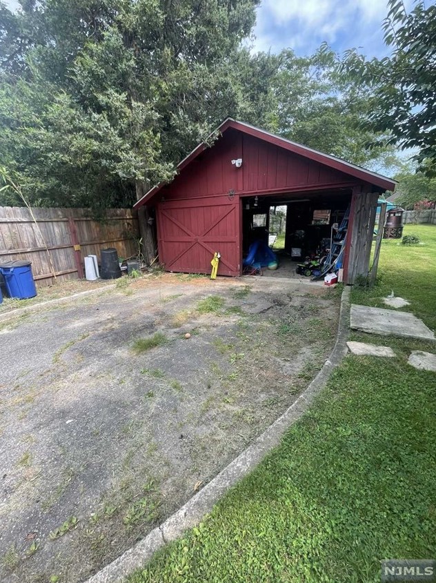 140 Broadway, Pennsville NJ 08070-1418 exterior