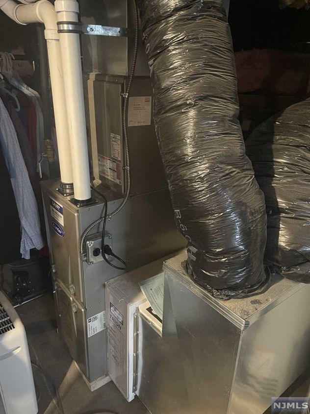 140 Broadway, Pennsville NJ 08070-1418 exterior