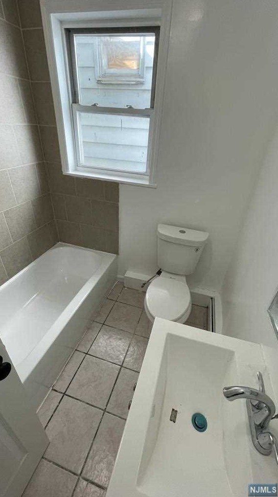 90-92 Graham Ave #3, Paterson, NJ 07524