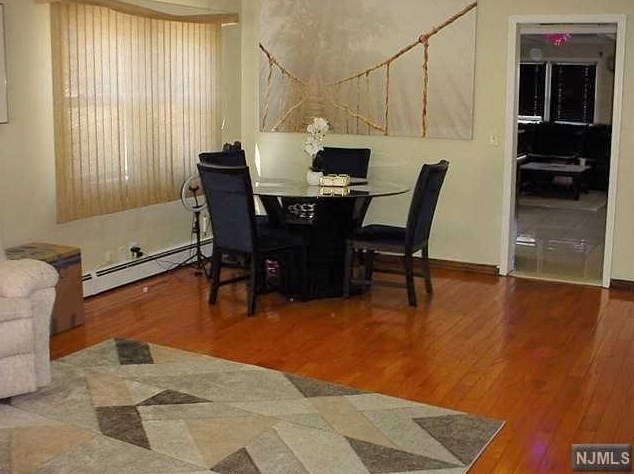 18 Church St, Elmwood Park, NJ 07407