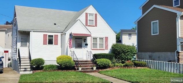 237 Park Ave, Lyndhurst, NJ 07071