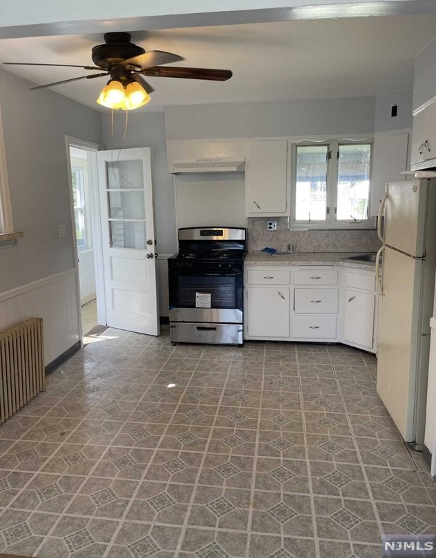 43 Howard St, Lodi NJ  07644-1411 exterior