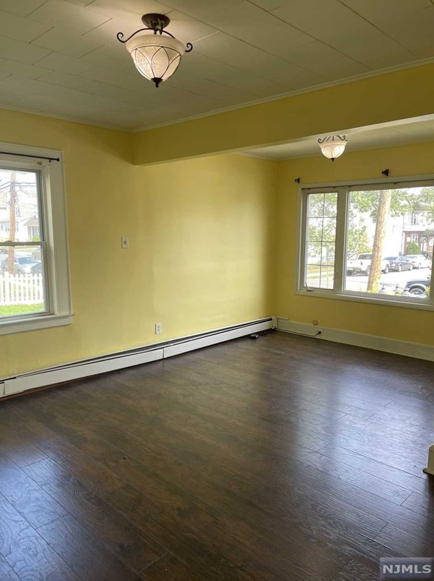 721 Forest St #1st Floor, Kearny, NJ 07032