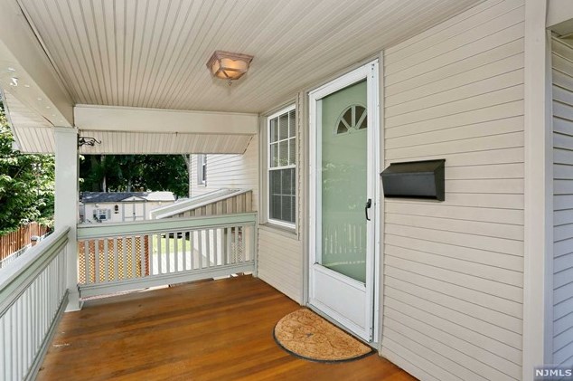 471 River Rd, N Milford, NJ 07646
