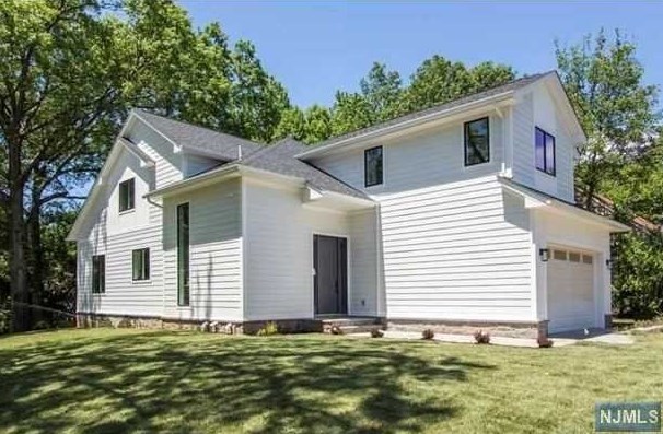 277 Highland St, Cresskill, NJ 07626