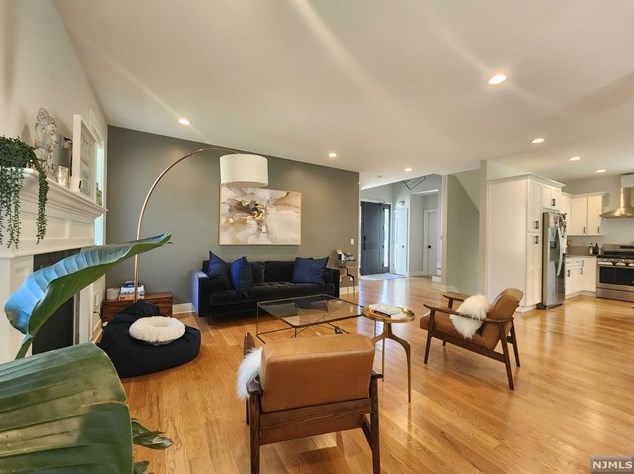 277 Highland St, Cresskill NJ  07626-1321 exterior