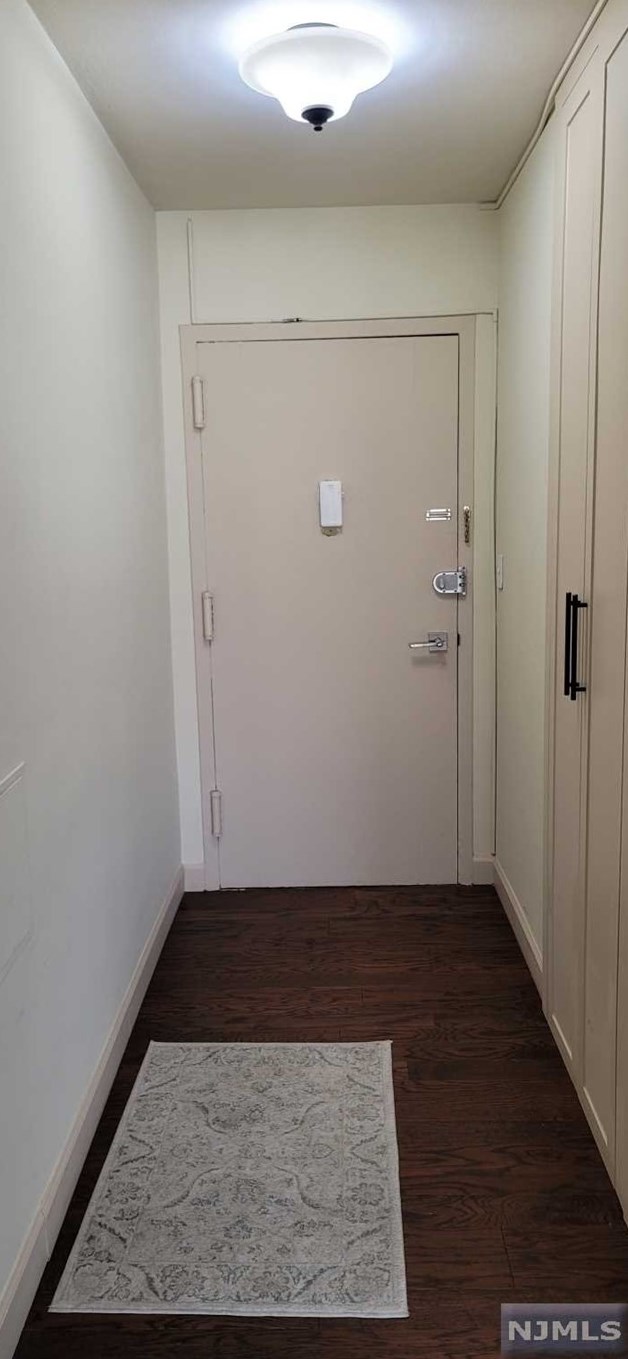1203 River Rd Apt 10f, Edgewater, NJ